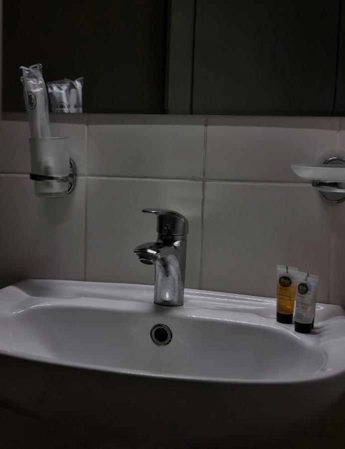 Rail Hotel Tbiliszi Kültér fotó