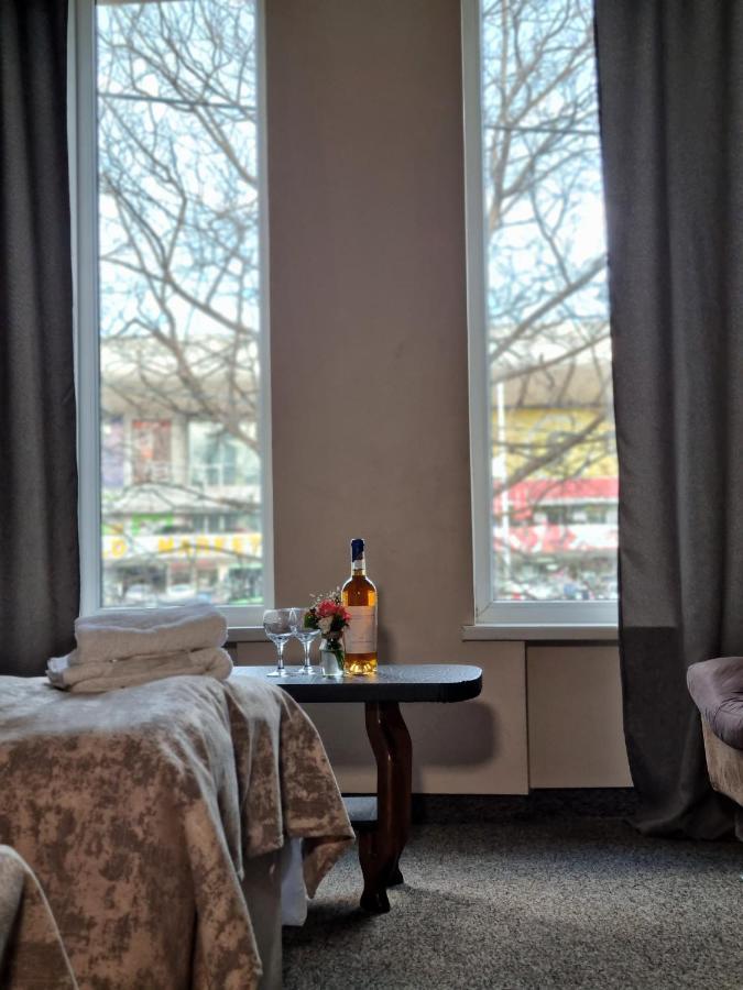 Rail Hotel Tbiliszi Kültér fotó